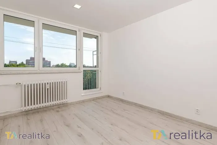 Prodej bytu 3+1, Orlová, Masarykova třída, 74 m2