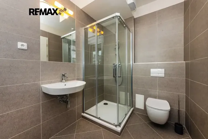 Prodej bytu 3+kk, Praha - Dolní Měcholupy, Kardausova, 84 m2