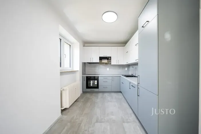 Pronájem bytu 2+1, Třeboň, Nádražní, 56 m2