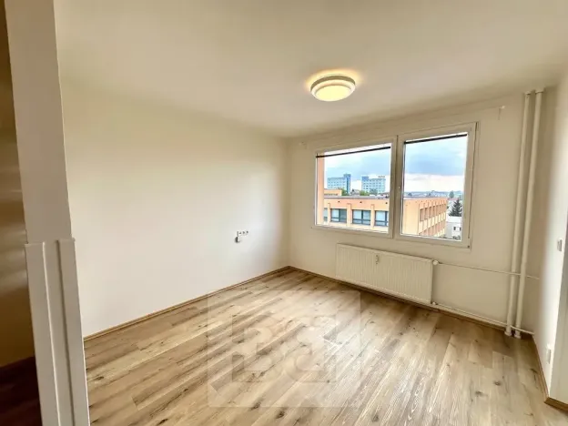 Pronájem bytu 1+1, Praha, 39 m2