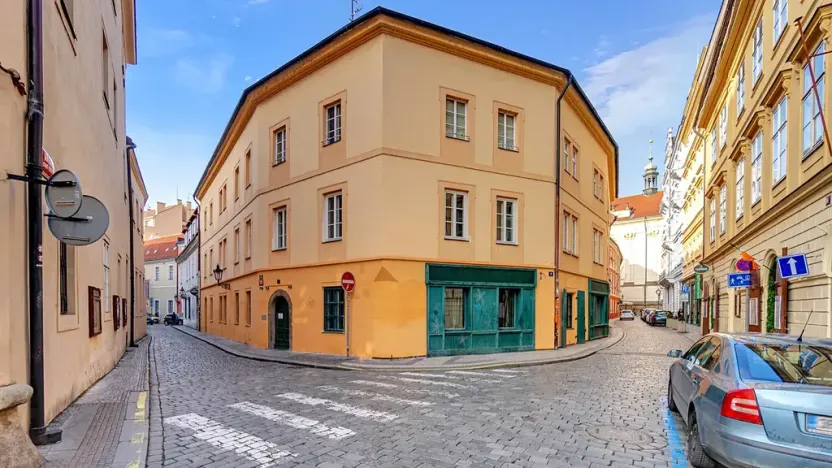 Prodej bytu 2+1, Praha - Staré Město, Anenská, 110 m2