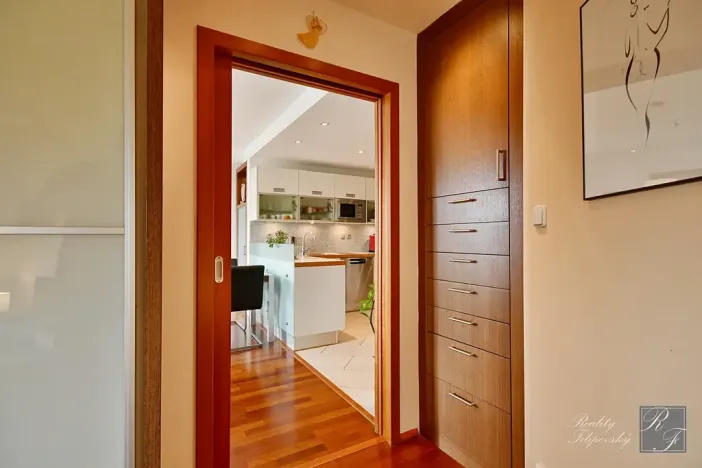 Prodej bytu 3+kk, Praha - Dolní Chabry, Spořická, 84 m2