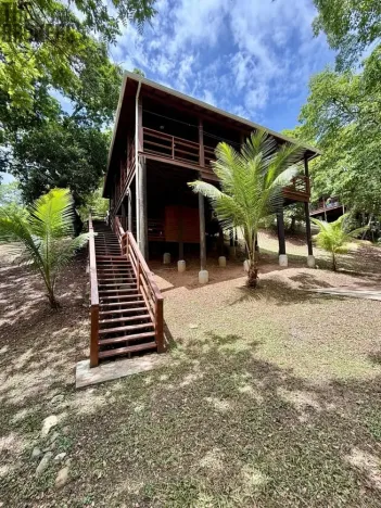 Prodej bytu 3+kk, Roatan, Roatán, Honduras, 111 m2