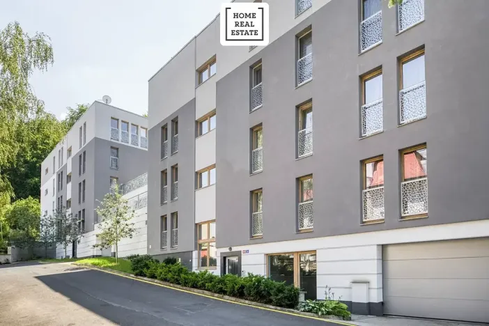 Prodej bytu 4+kk, Karlovy Vary, Šumavská, 171 m2