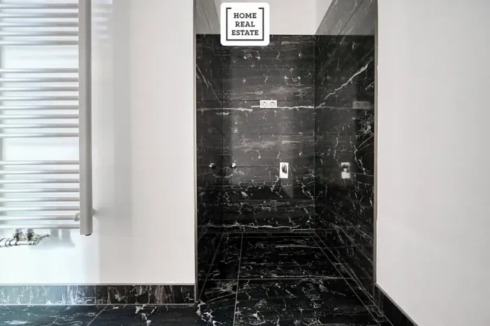 Prodej bytu 3+kk, Karlovy Vary, Šumavská, 171 m2