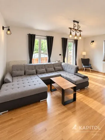 Prodej rodinného domu, Hostomice, Husova, 140 m2