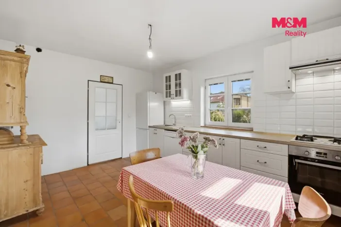 Prodej rodinného domu, Velečín, 90 m2