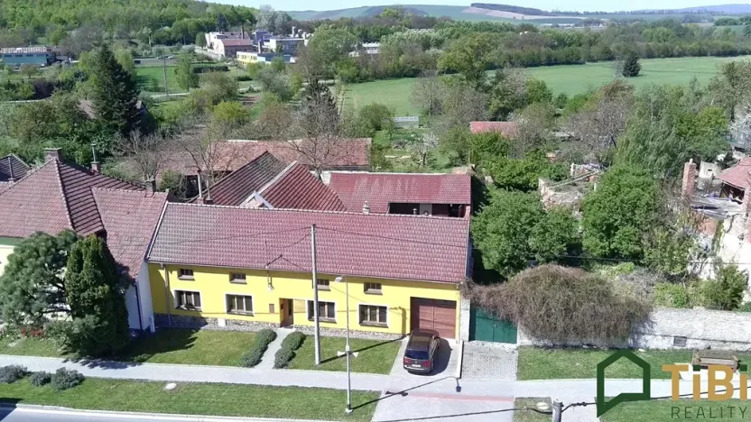 Prodej rodinného domu, Kozlany, 200 m2