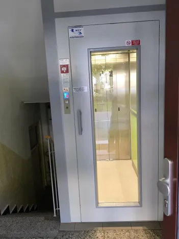 Pronájem bytu 2+1, Hradec Králové, Hrubínova, 63 m2