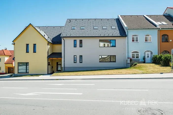 Prodej bytu 1+kk, Veselí nad Lužnicí, Budějovická, 40 m2