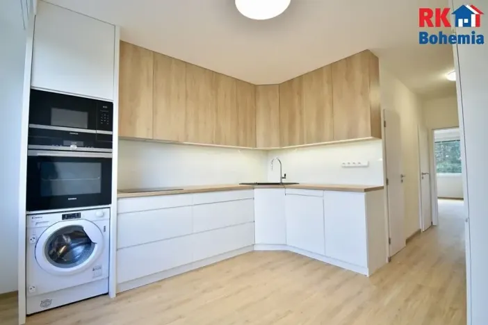 Pronájem bytu 3+1, Praha - Modřany, Mladenovova, 75 m2