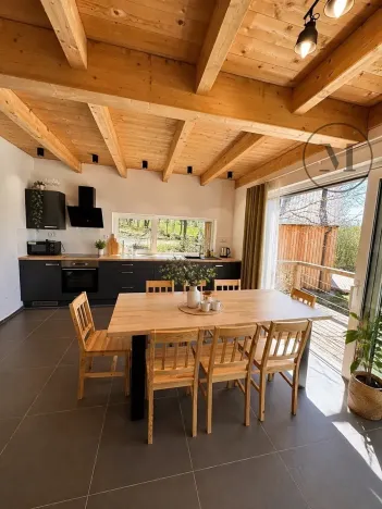 Pronájem chaty, Horní Planá, Náměstí, 94 m2