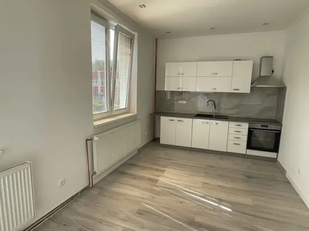 Pronájem bytu 2+kk, Kraslice, Rybná, 60 m2