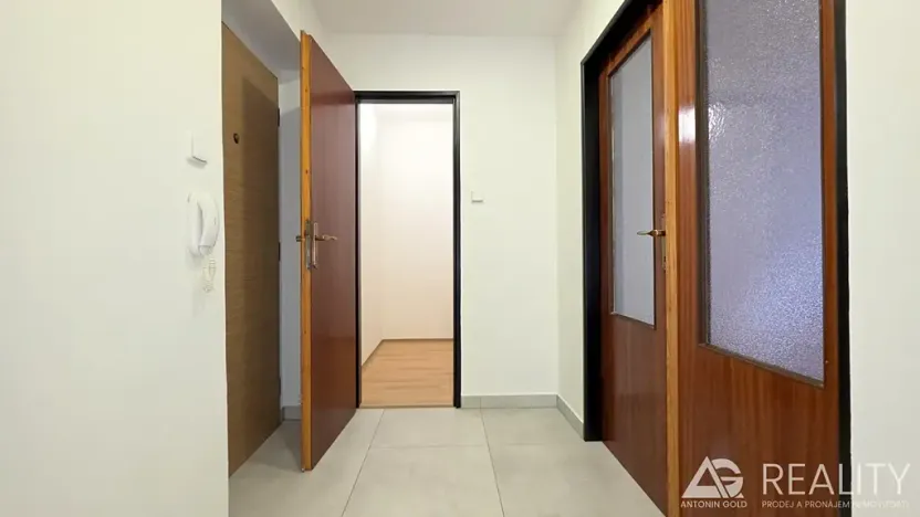 Pronájem bytu 3+1, Praha - Dejvice, Krohova, 76 m2