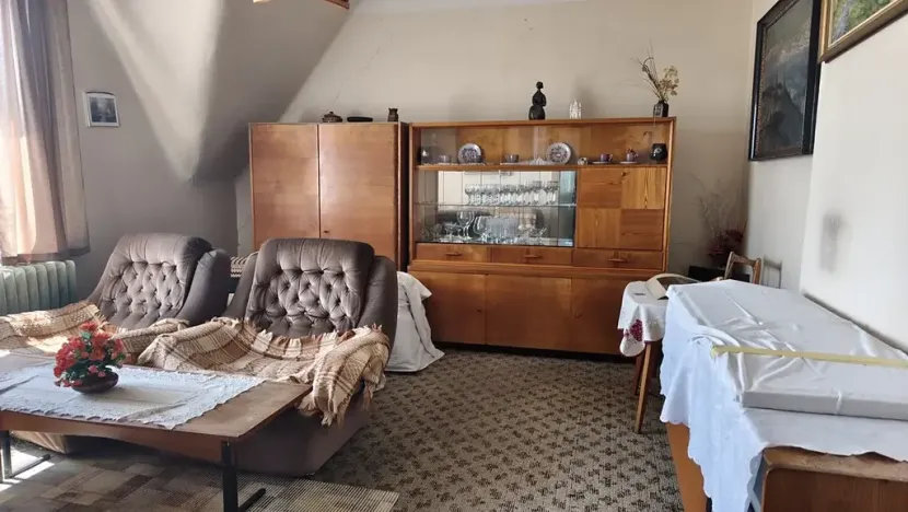 Prodej rodinného domu, Měchenice, 250 m2