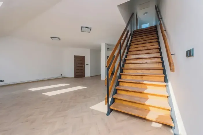 Prodej bytu 4+kk, Chrudim, Resselovo náměstí, 167 m2