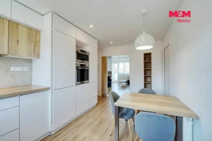 Pronájem bytu 3+kk, Plzeň - Jižní Předměstí, Čermákova, 66 m2