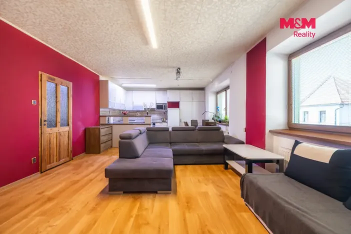 Prodej rodinného domu, Otrokovice - Kvítkovice, tř. Osvobození, 422 m2