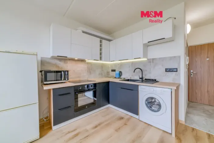 Pronájem bytu 1+1, Cheb, Mírová, 35 m2