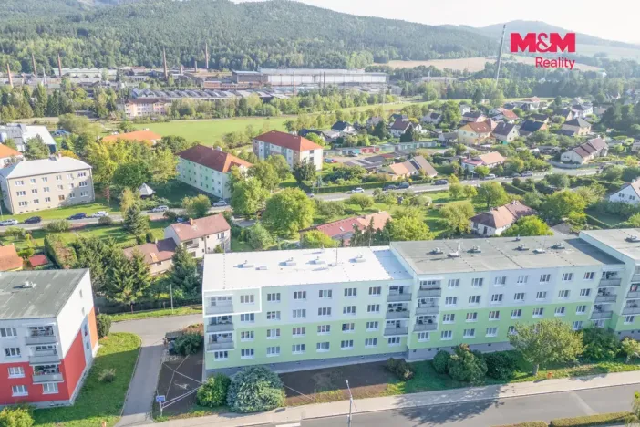 Pronájem bytu 3+1, Hrádek - Nová Huť, 1. máje, 67 m2