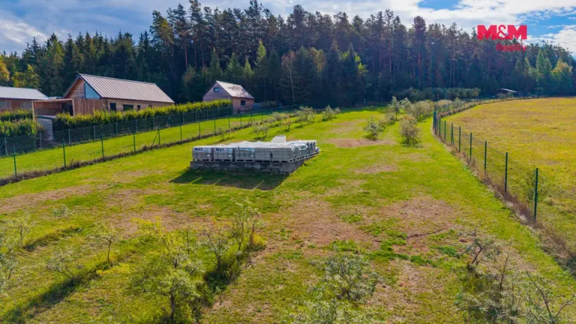 Prodej zahrady, Besednice, 5054 m2