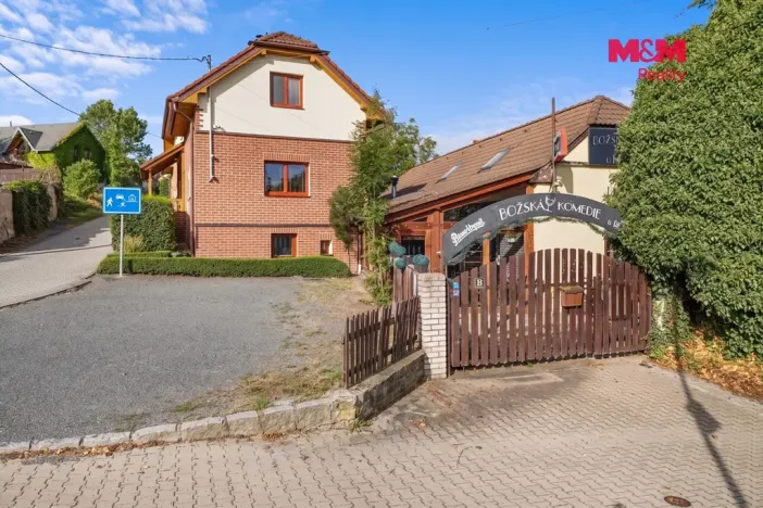 Prodej restaurace, Dolní Břežany, Mezi Křižovatkami, 128 m2