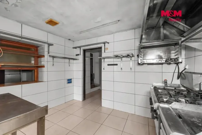 Prodej restaurace, Dolní Břežany, Mezi Křižovatkami, 128 m2