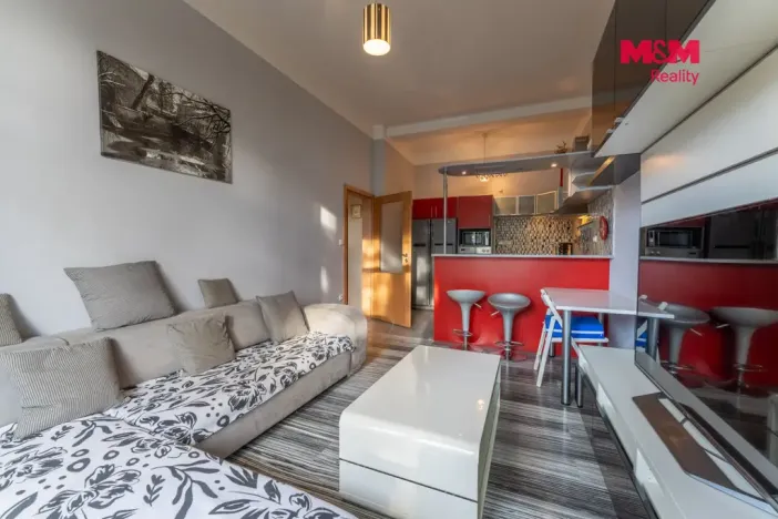 Prodej bytu 2+kk, Milovice - Mladá, Slepá, 46 m2