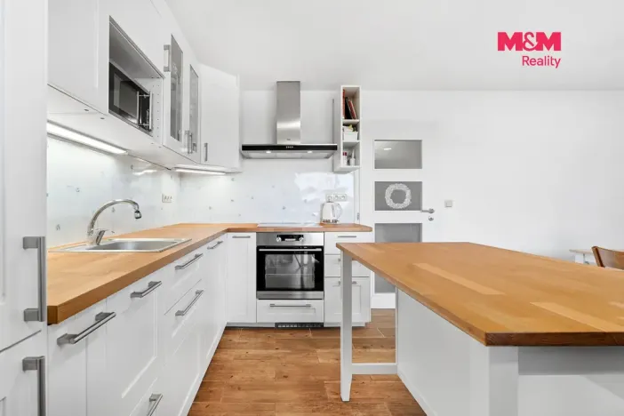 Prodej rodinného domu, Dymokury - Černá Hora, 75 m2