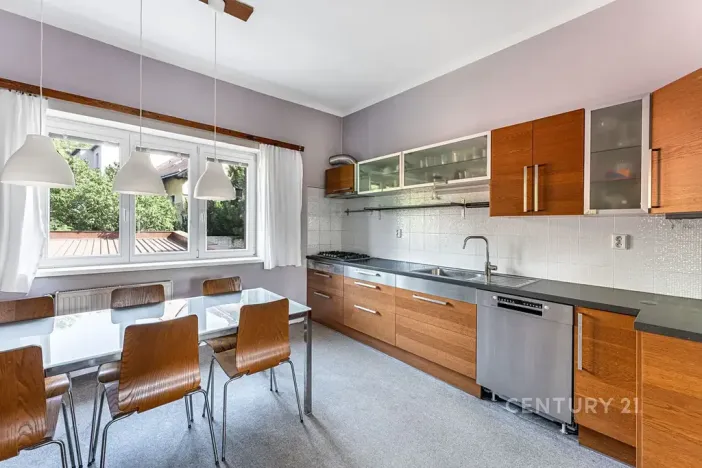 Prodej rodinného domu, Praha - Záběhlice, Záběhlická, 280 m2