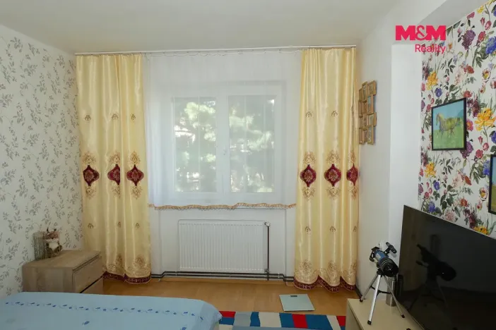 Prodej bytu 4+1, Starý Kolín - Bašta, B. Smetany, 64 m2
