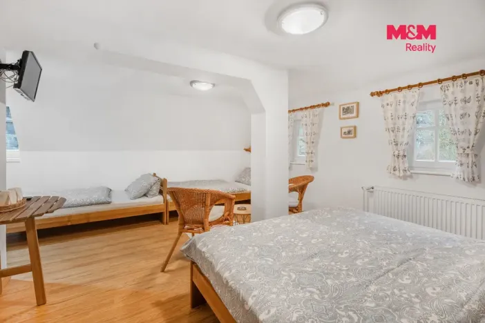 Prodej ubytování, Hřensko, 300 m2