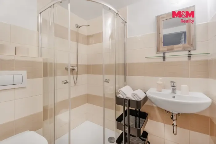 Prodej ubytování, Hřensko, 300 m2