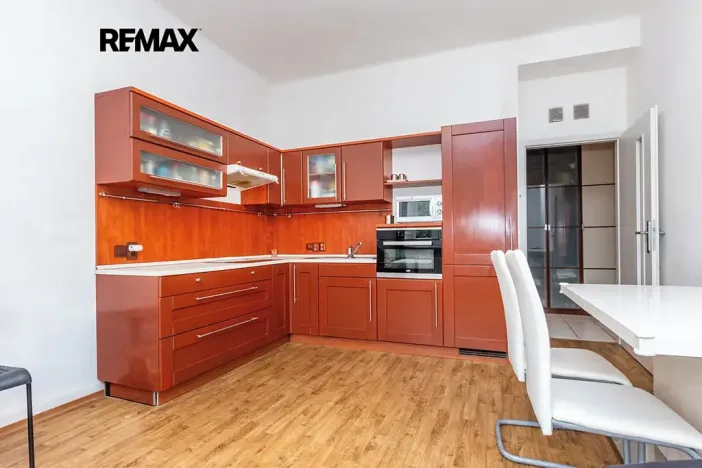 Prodej bytu 2+kk, Praha - Košíře, Vrchlického, 49 m2