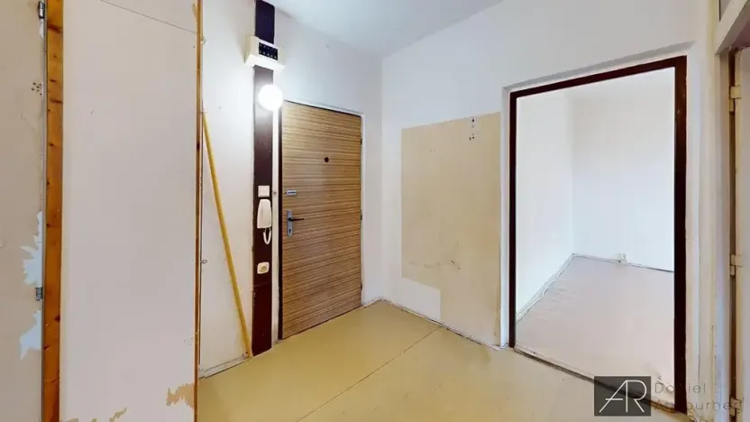 Prodej bytu 2+1, Praha - Kamýk, Šatrova, 52 m2