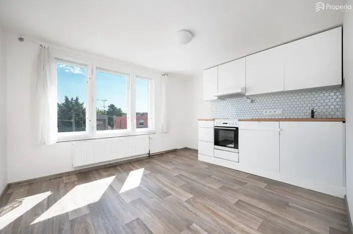 Prodej bytu 2+1, Šlapanice, Tyršova, 65 m2