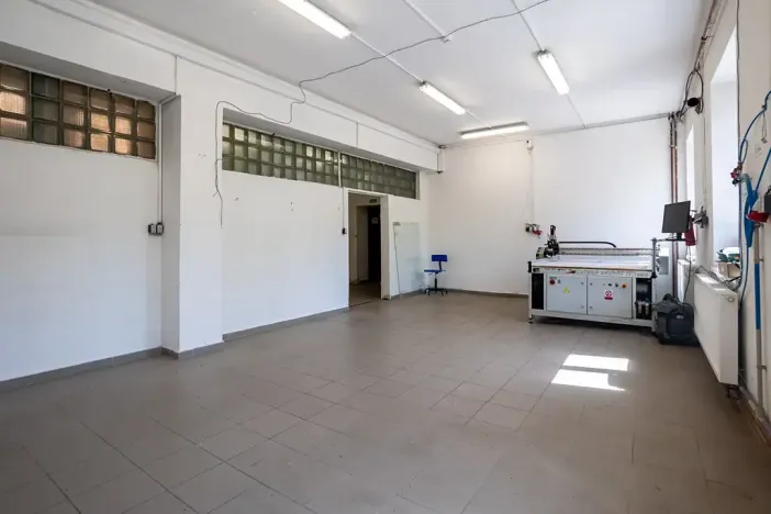 Prodej výrobních prostor, Liptál, 1097 m2