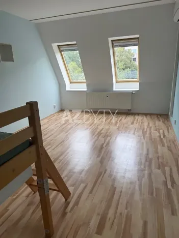 Pronájem bytu 3+kk, Praha - Střížkov, Jitravská, 90 m2