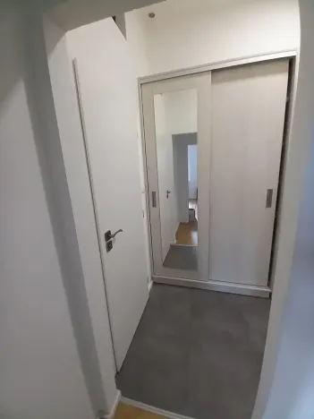 Pronájem bytu 2+kk, Praha - Karlín, Pobřežní, 50 m2