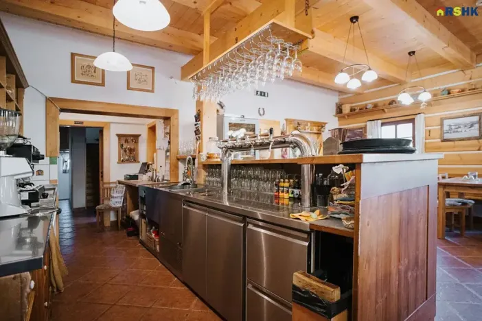 Prodej restaurace, Deštné v Orlických horách, 751 m2