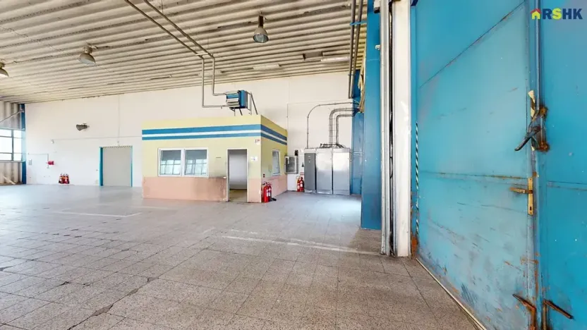 Pronájem skladu, Hradec Králové, Akademika Bedrny, 760 m2