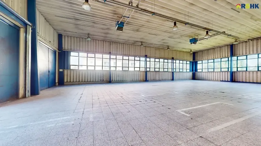 Pronájem skladu, Hradec Králové, Akademika Bedrny, 760 m2
