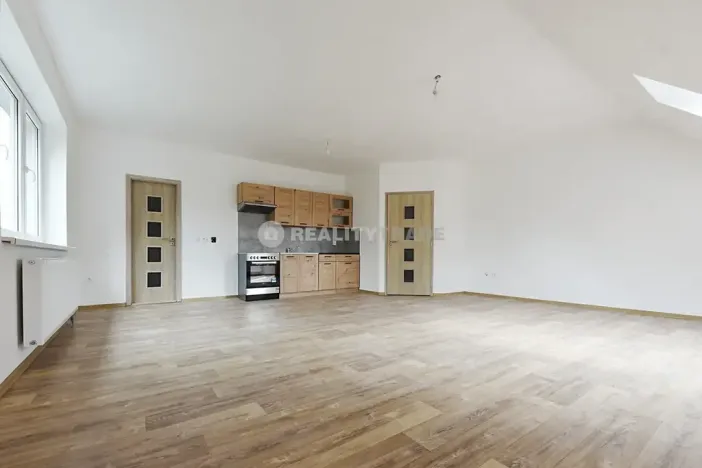 Pronájem bytu 3+kk, Milejovice, 100 m2