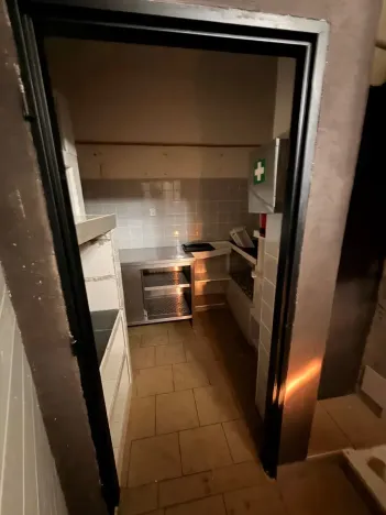 Pronájem obchodního prostoru, Prostějov, 200 m2
