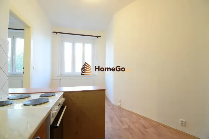 Pronájem bytu 2+kk, Praha - Nusle, Lounských, 53 m2