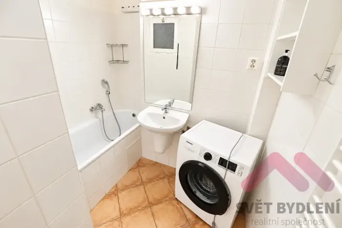Pronájem bytu 1+kk, Praha - Staré Město, Konviktská, 30 m2