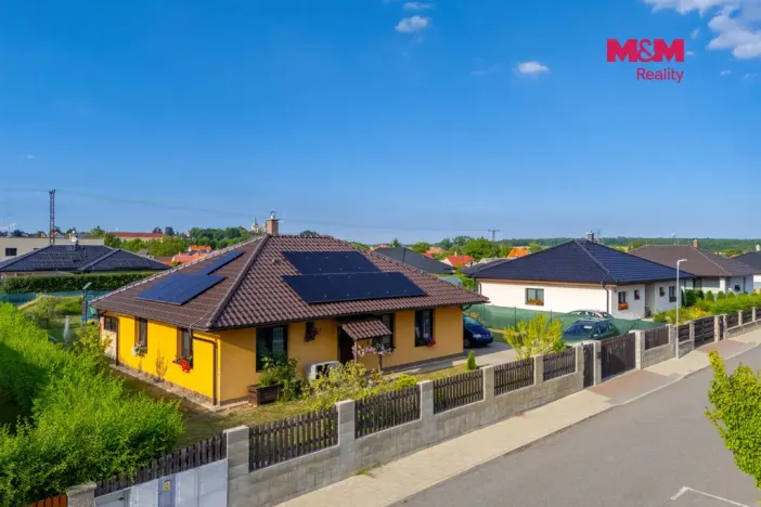 Prodej rodinného domu, Rožďalovice - Zámostí, Polní, 105 m2