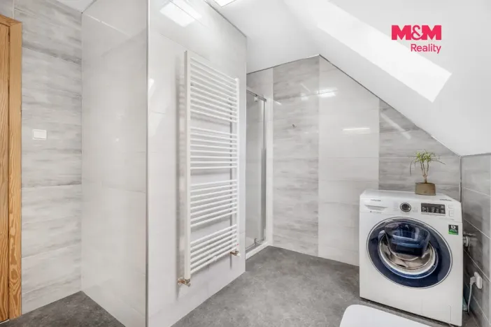 Prodej rodinného domu, Tanvald, Poštovní, 179 m2