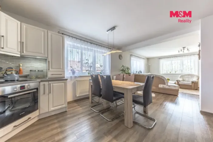 Prodej rodinného domu, Velenka, 152 m2