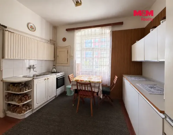 Prodej rodinného domu, Podbořany, 5. května, 250 m2